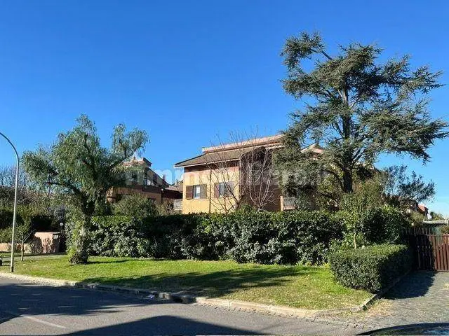 Immagine per Villa in vendita a Roma via Sofocle 152