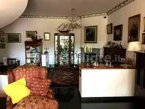 Villa via Eschilo 54, Axa, Roma