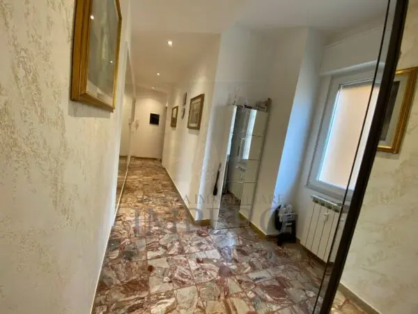 Trilocale via Milite Ignoto 1, Ventimiglia
