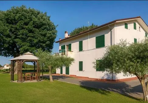 Villa Trifamiliare via Ponte Pio Snc, Jesi