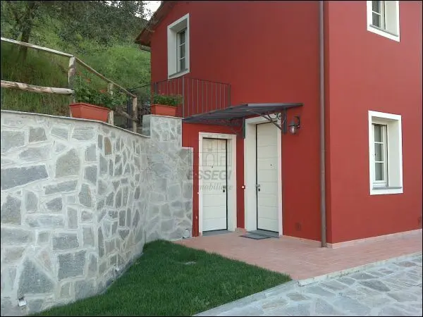 Villa via Di Colognora, Capannori