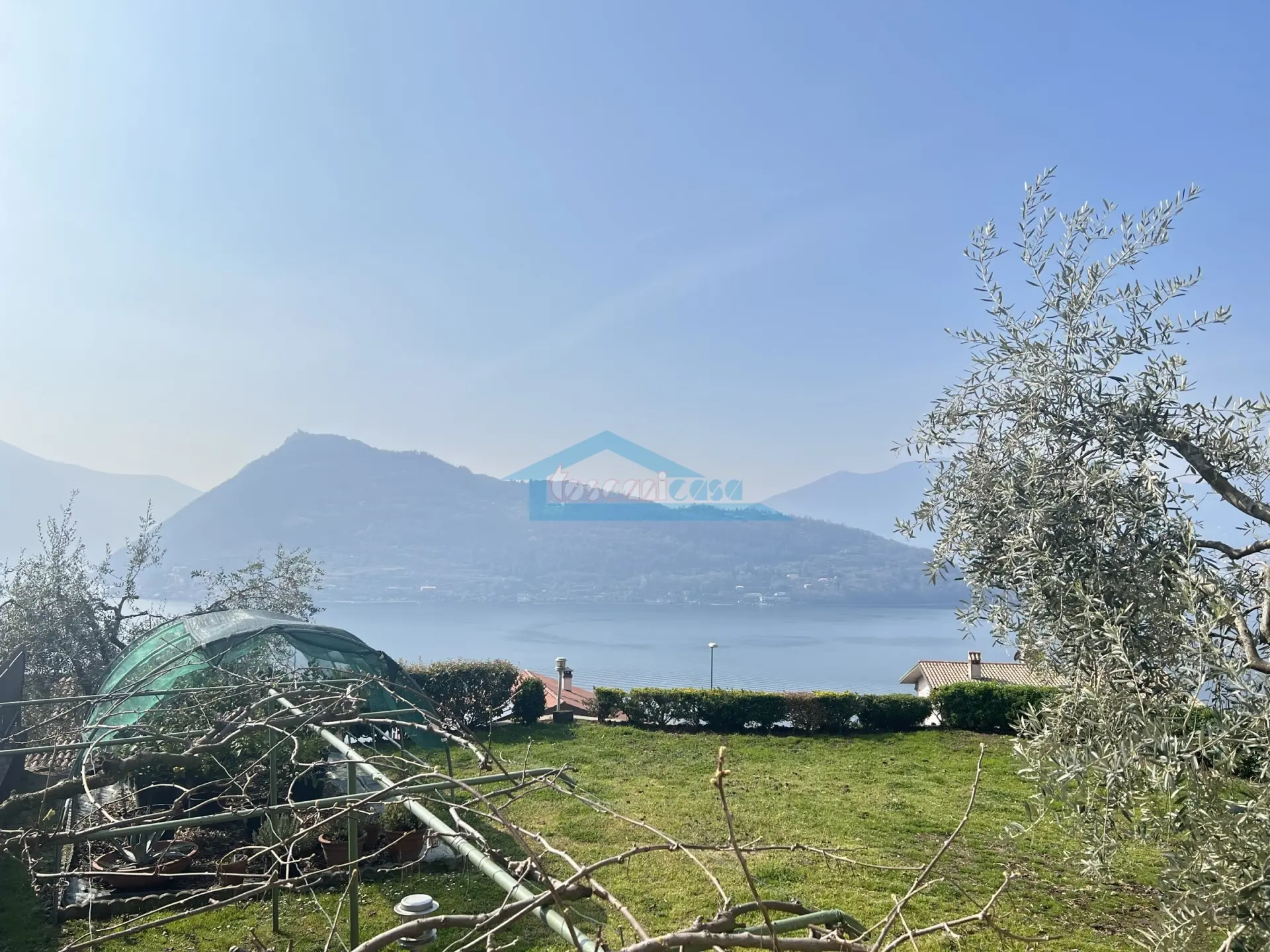 Immagine per Bilocale in vendita a Marone via Vesto 11