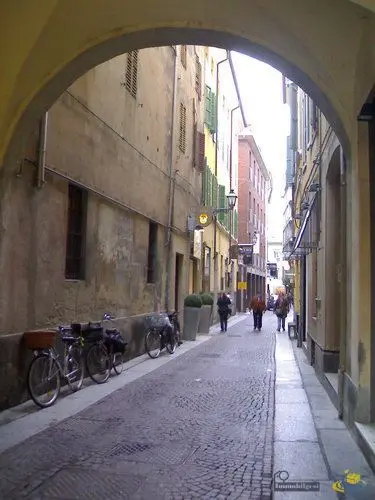 Capannone via Borgo Angelo Mazza 2, Parma
