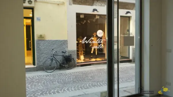 Capannone via Borgo Angelo Mazza 2, Parma