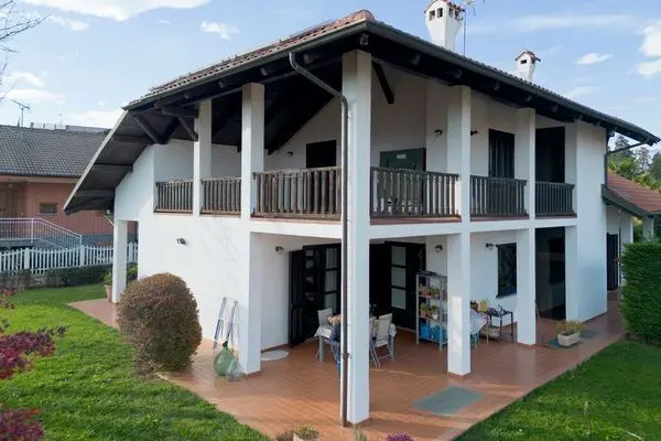 Villa via Caselette 35, Alpignano
