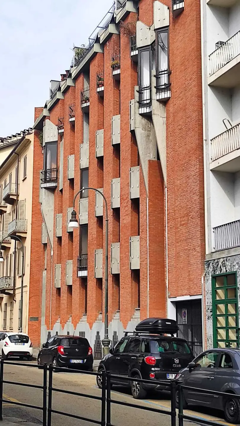 Immagine per Palazzo - Stabile in vendita a Torino via Gaudenzio Ferrari 9