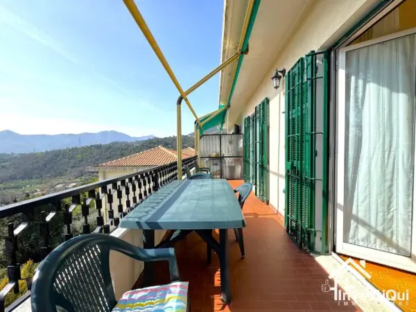 Bilocale via Degli Orsolani 88, Loano