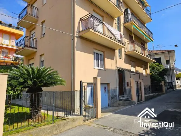 Bilocale via Pavia 9, Pietra Ligure