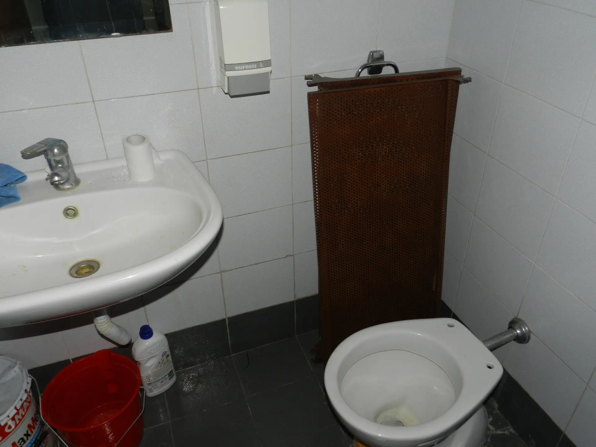 Immagine per Capannone in affitto a Roma via Alessandria