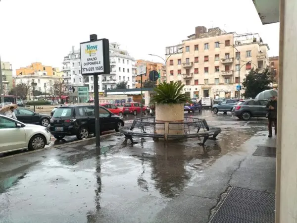 Negozio piazza Dei Mirti 16, Roma