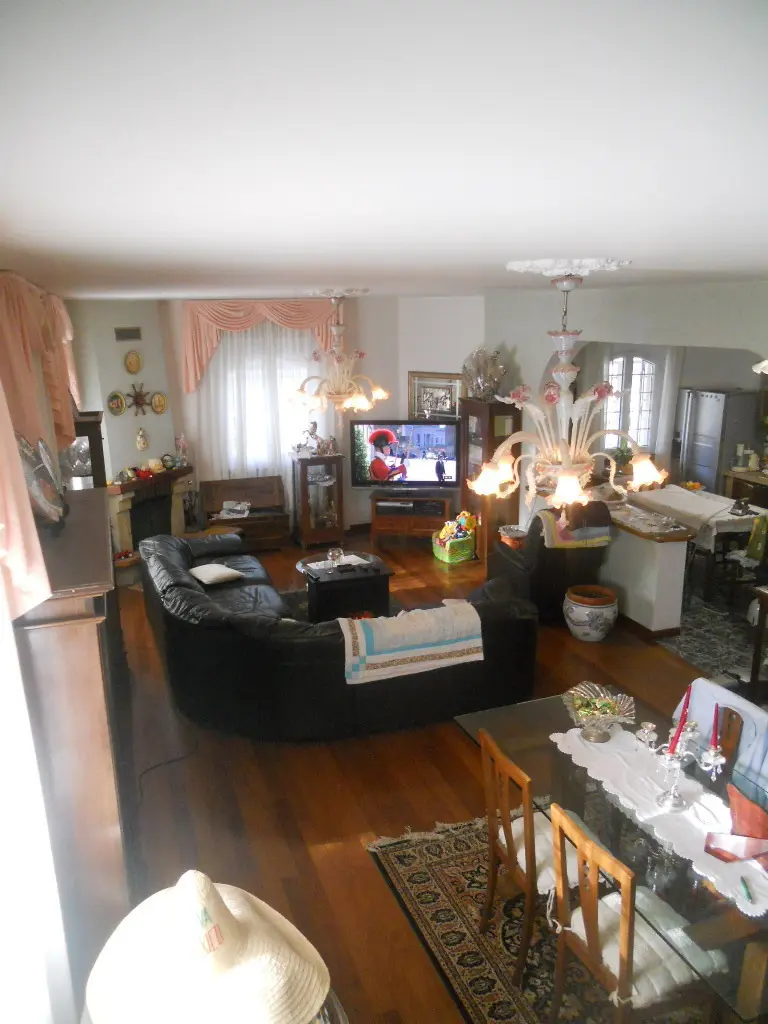 Immagine per Villa in vendita a Castelnuovo Magra via Dei Pini 40