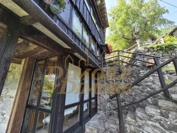 Porzione Di Casa via Ronchi Dentro, Vanzone Con San Carlo