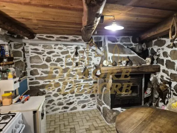 Porzione Di Casa via Ronchi Dentro, Vanzone Con San Carlo