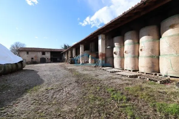 Casale via Venezia 26, Palazzolo Sull'Oglio