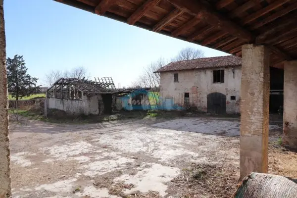 Casale via Venezia 26, Palazzolo Sull'Oglio