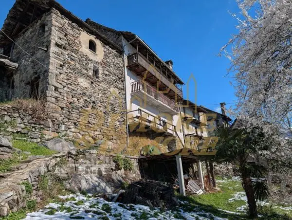 Quadrilocale via Località Bosco, Crevoladossola