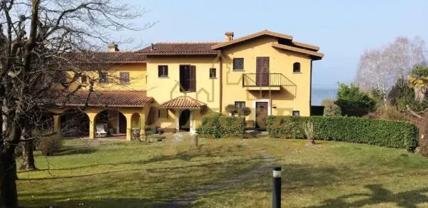 Quadrilocale via Alberto 49, Ranco