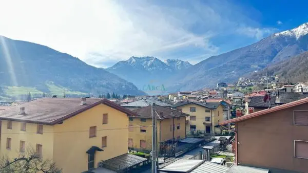 Trilocale via Teresio Olivelli, Malonno