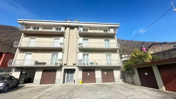 Trilocale via Teresio Olivelli, Malonno
