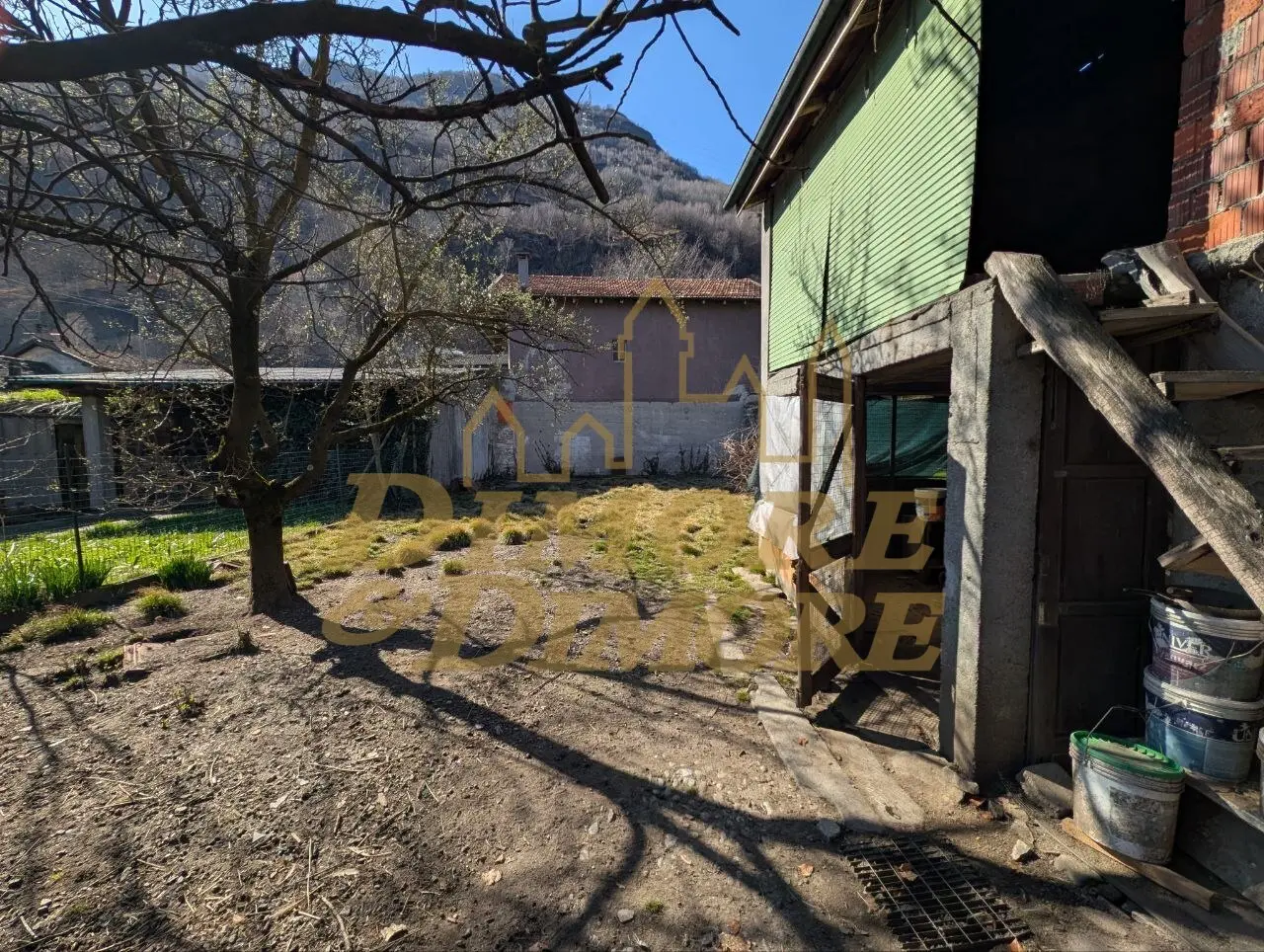 Immagine per Villa trifamiliare in vendita a Anzola d'Ossola via Fratelli Borghini 8
