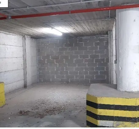 Garage via Giuseppe Airenti 44, Imperia
