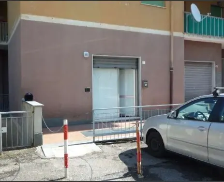 Negozio via Di Creto 15 r, Genova