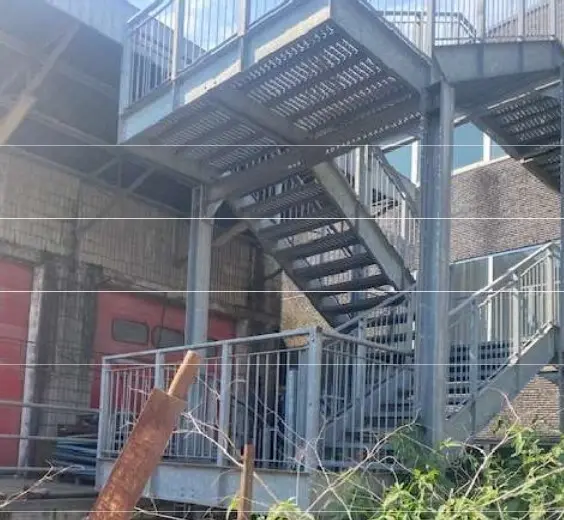 Immagine per Industriale in asta a Follo via Trieste 4