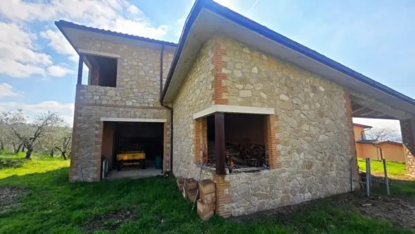 Villa via Pagliericci 15, Montecchio