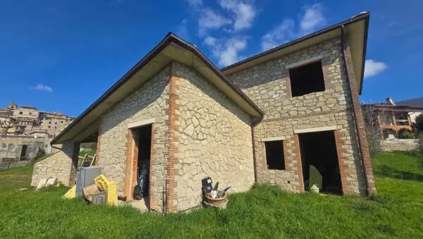 Villa via Pagliericci 15, Montecchio