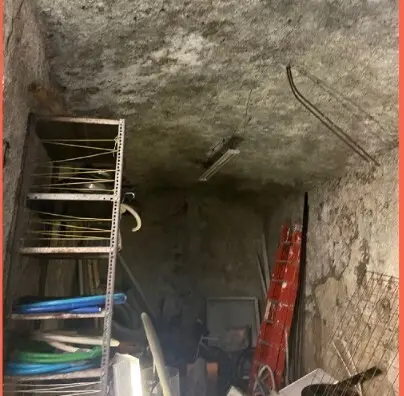 Magazzino via Fereggiano 81 r, Genova