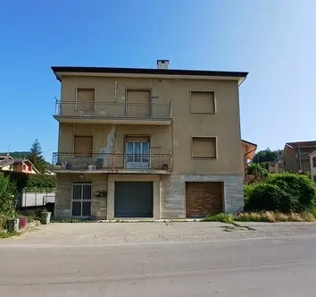 Appartamento strada Ferrere 18, Cairo Montenotte