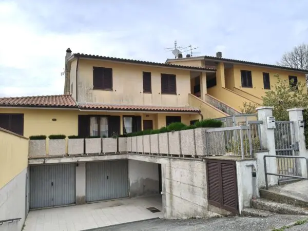 Monolocale via Vocabolo Torresquadrata 212c, Todi