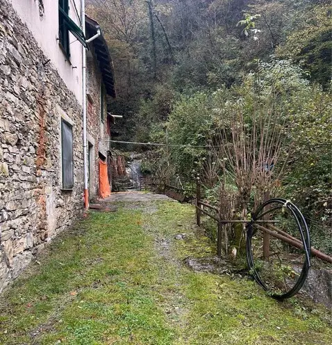 Appartamento via Frazione Fascia Di Carlo 19, Torriglia