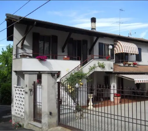 Villa via Vicolo Graglia 24, Castelletto Monferrato