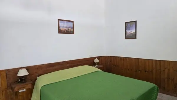 Casale via Di Carnano 8, Montecchio