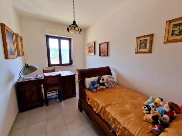 Porzione Di Casa via San Martino, Montecchio