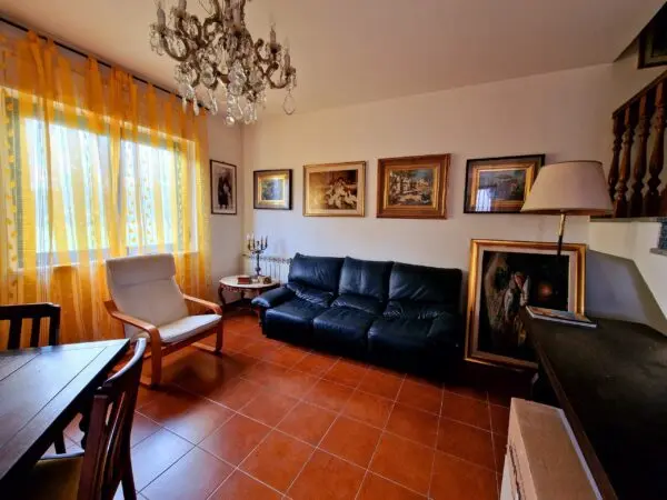 Porzione Di Casa via San Martino, Montecchio