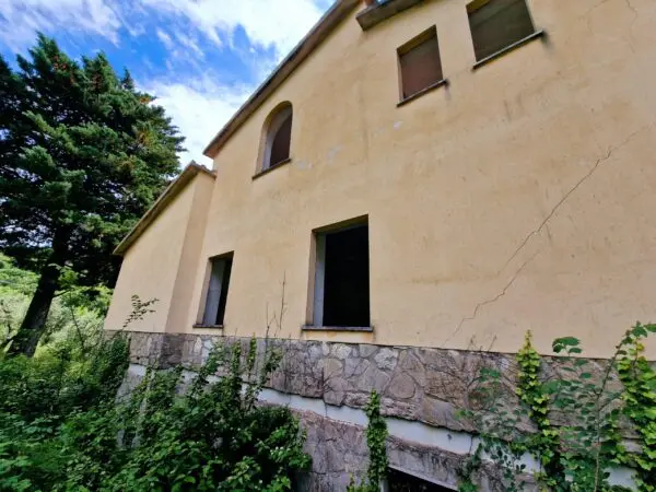 Villa via Cucicchi, Montecchio