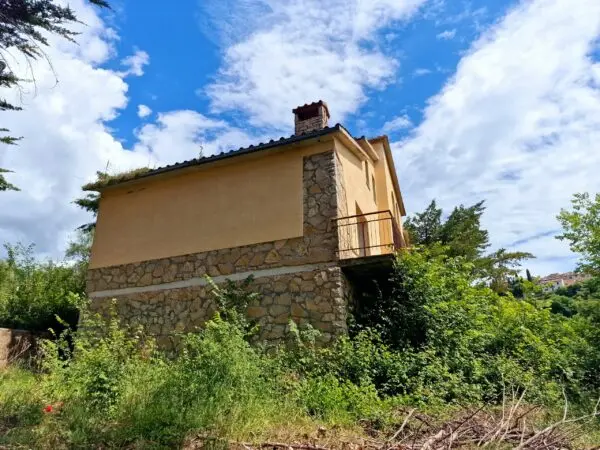 Villa via Cucicchi, Montecchio