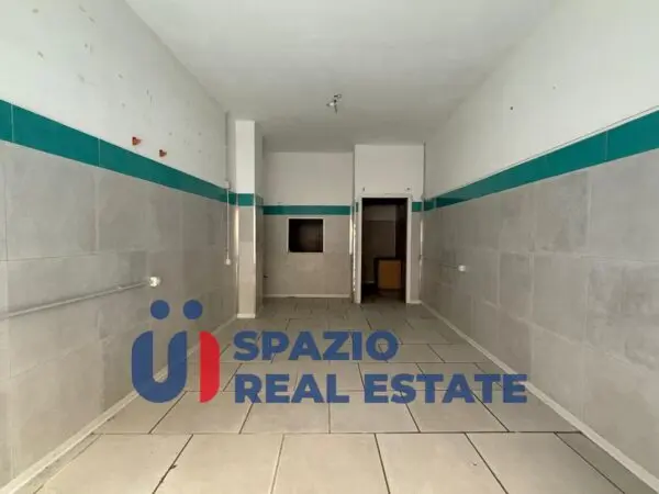 Negozio via Benedetto Croce 267, Pescara