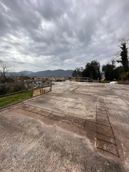 Villa via Nave 14, Sarzana