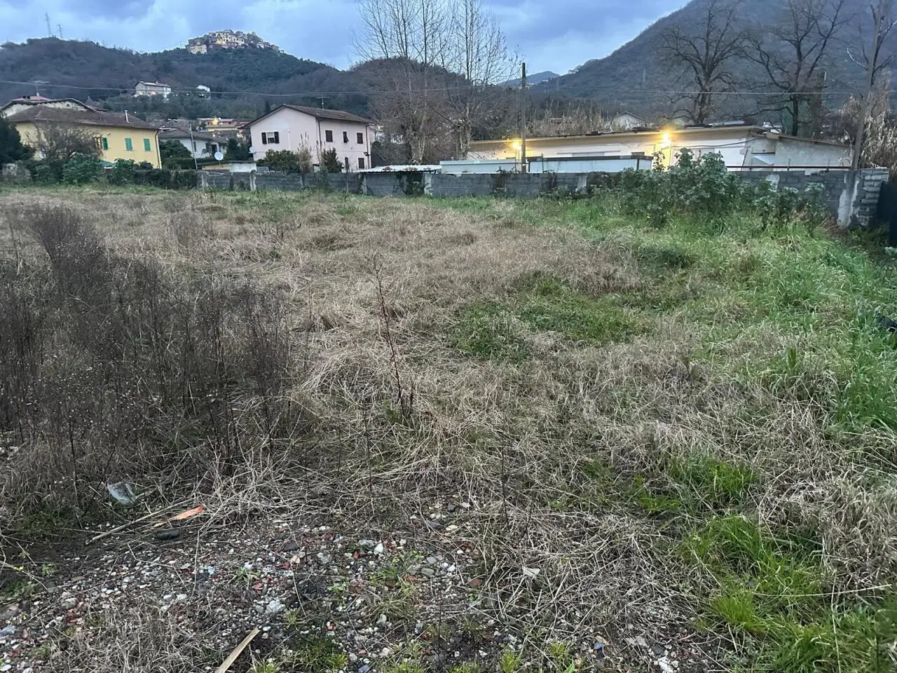 Immagine per Industriale in vendita a Luni via Larga