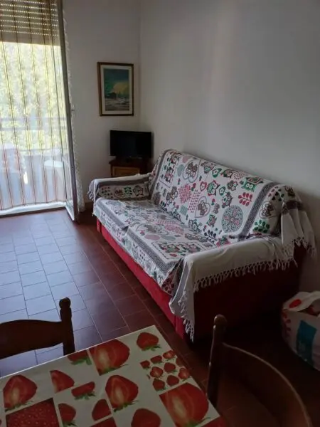 Monolocale viale Litoraneo 241, Sarzana