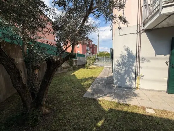 Terratetto via Giacomo Leopardi 12, Ameglia