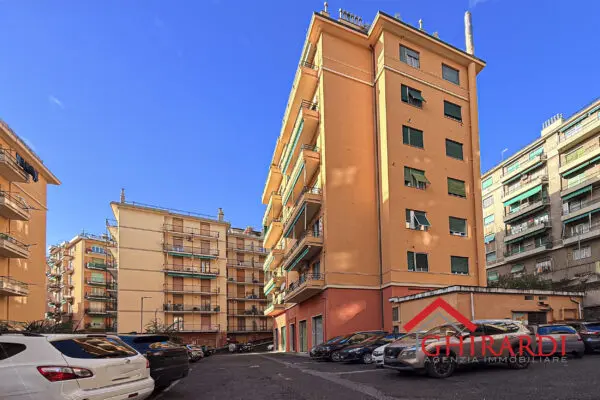 Trilocale via Gian Pietro Sery 14a, Sestri Ponente, Genova