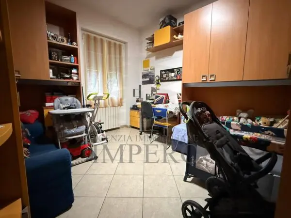 Quadrilocale via Martiri Della Liberta 9, Ventimiglia