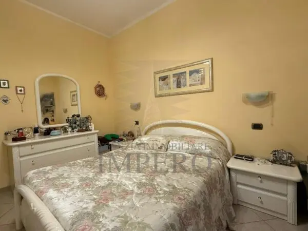 Quadrilocale via Martiri Della Liberta 9, Ventimiglia