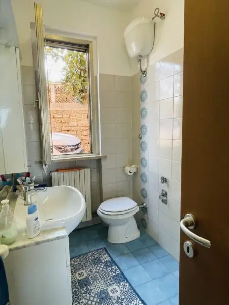 Villa A Schiera via Battinebbia, Jesi