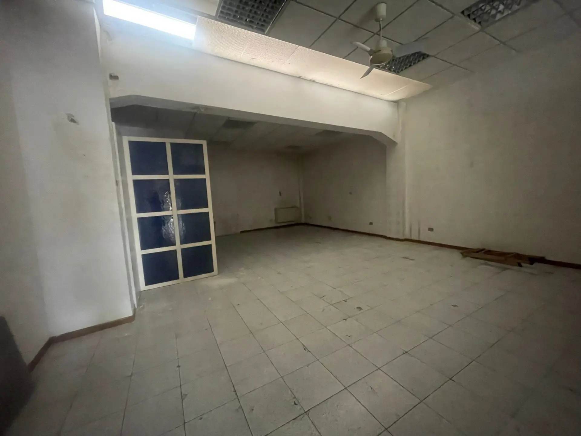 Immagine per Locale commerciale in vendita a Ancona via Conca