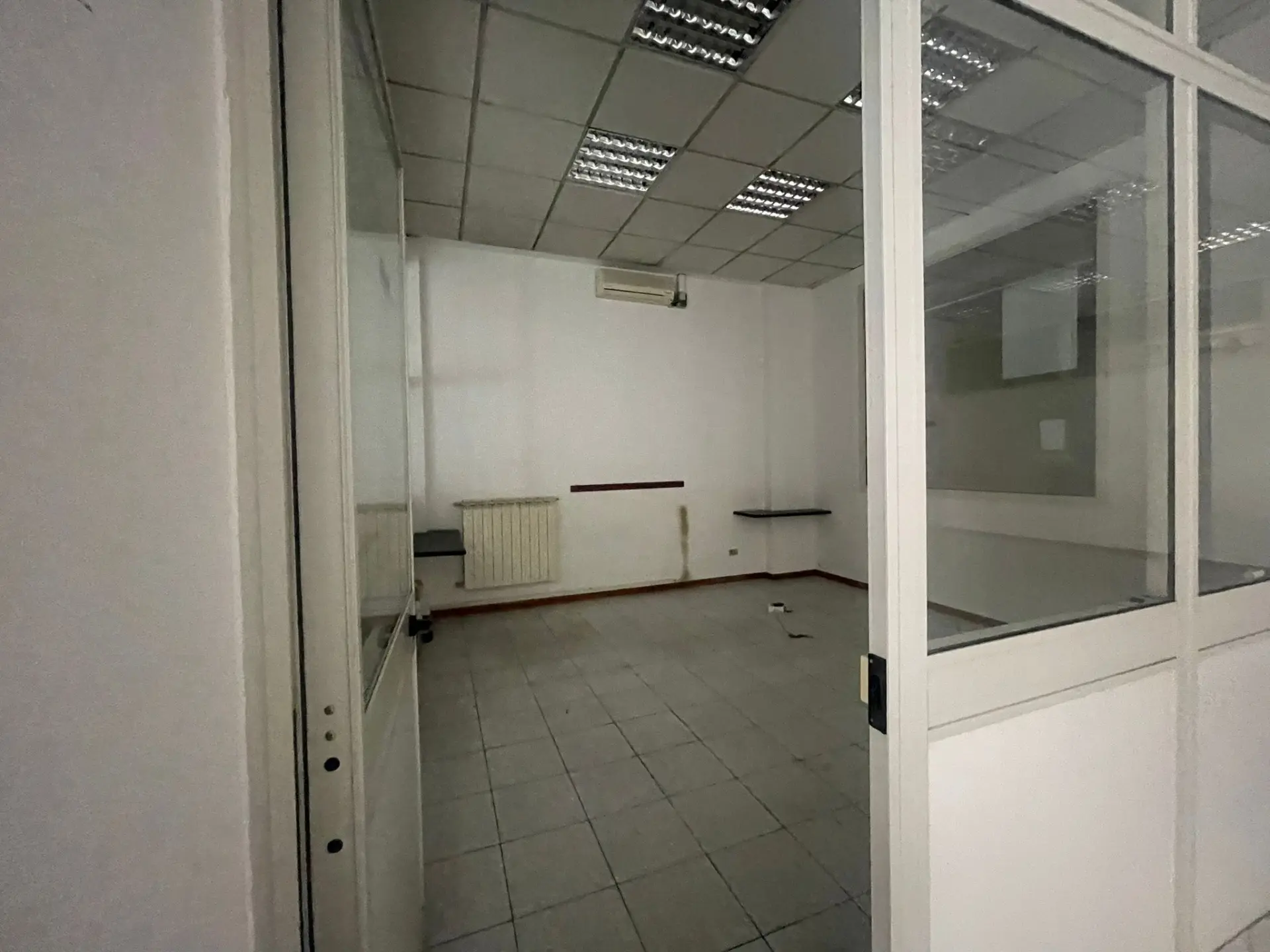 Immagine per Locale commerciale in vendita a Ancona via Conca